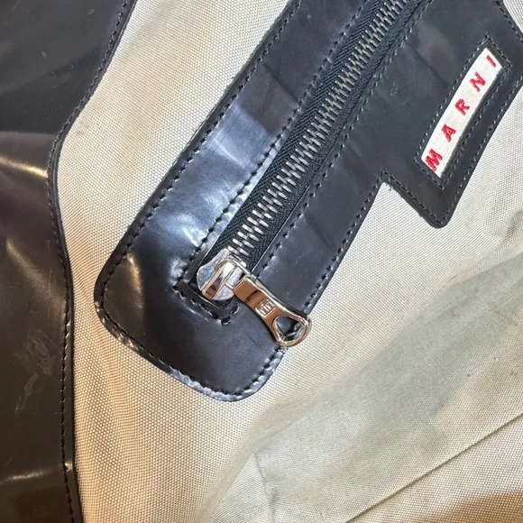 Authentic Marni Beige, Gray and Black Gorgeous Handbag. - Picture 6 of 9